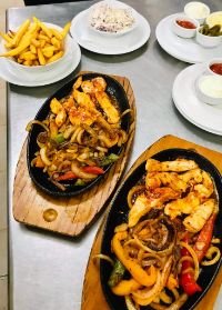 pieros restaurant tsilivi